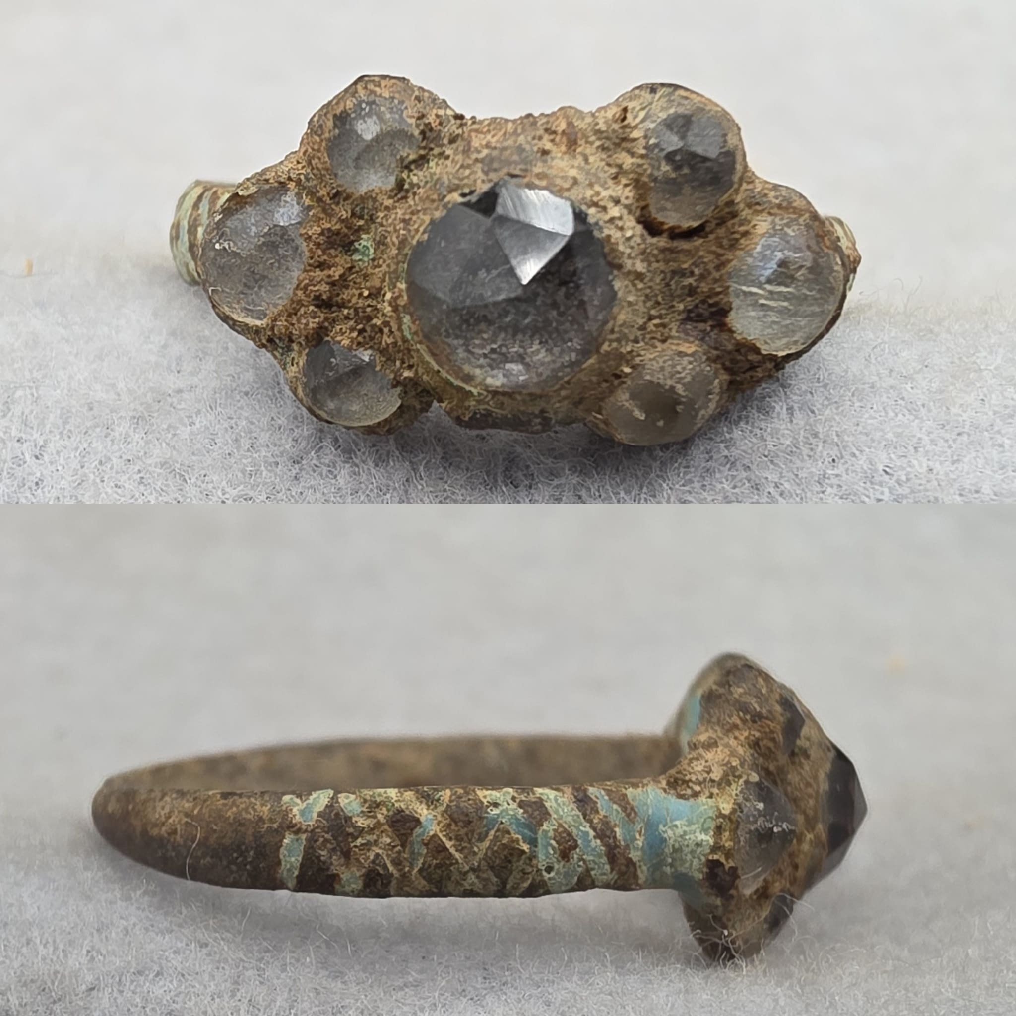 Chigg - Antique Ring